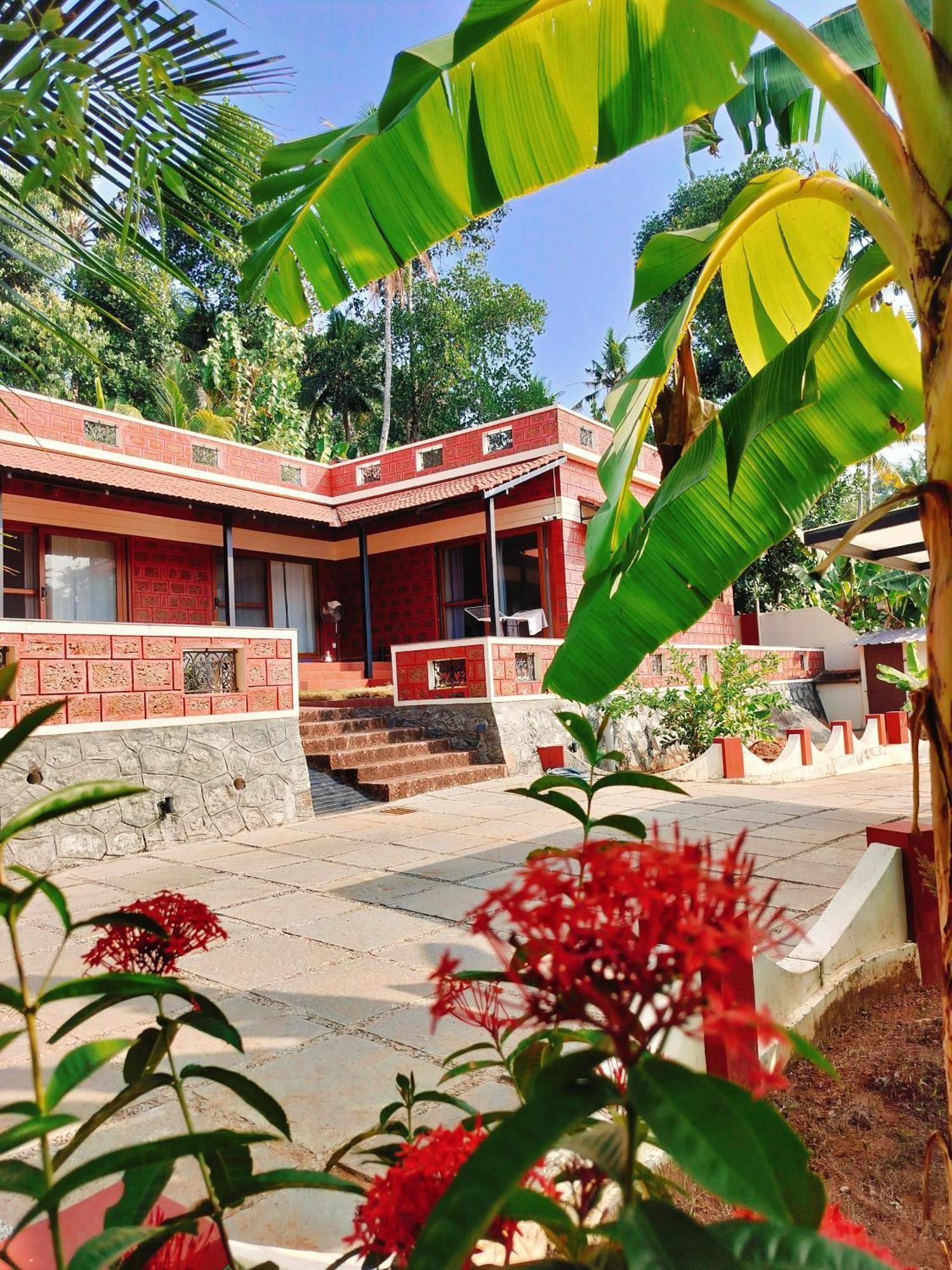The Ixora - A Boutique Homestay Varkala Eksteriør bilde
